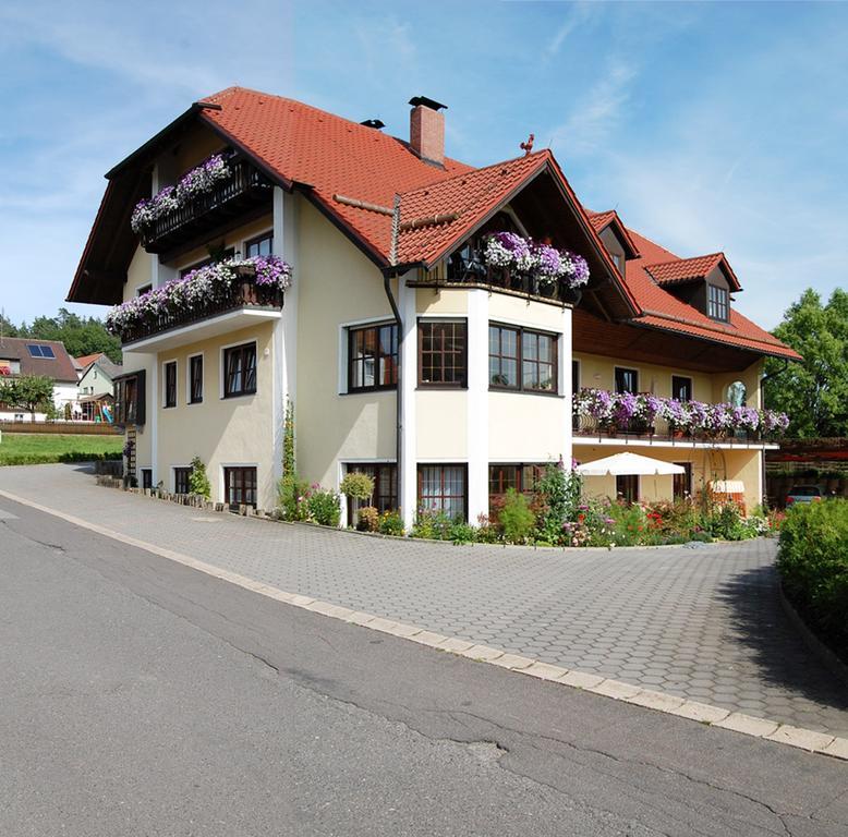 Apartmán Gaestehaus Am Sonnenhang Erbendorf Exteriér fotografie